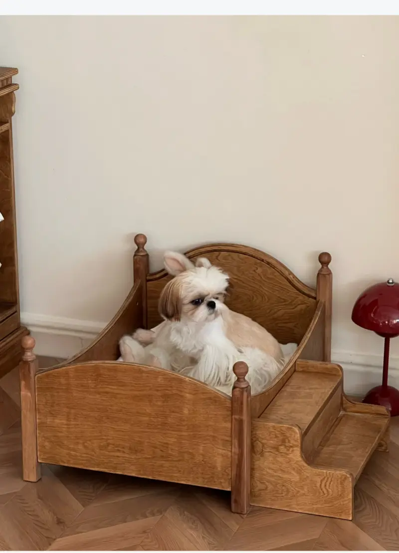 Retro Wooden Pet Bed Overview 16
